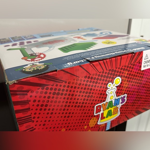 Ryan’s Lab Build-&-Play Gummy Factory - Picture 7 of 8